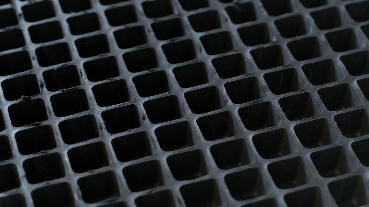 Internal Structure Of Honeycomb Activated Carbon Block.jpg