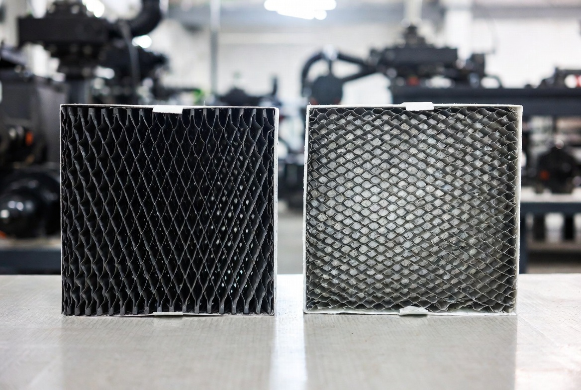 Honeycomb Activated Carbon And Zeolite Comparison.jpg